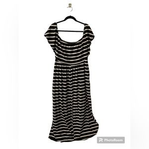 Nemidor Off The Shoulder Black & White Stripe Maxi Dress Size 22